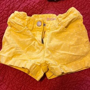 Mini Boden yellow polka dot shorts